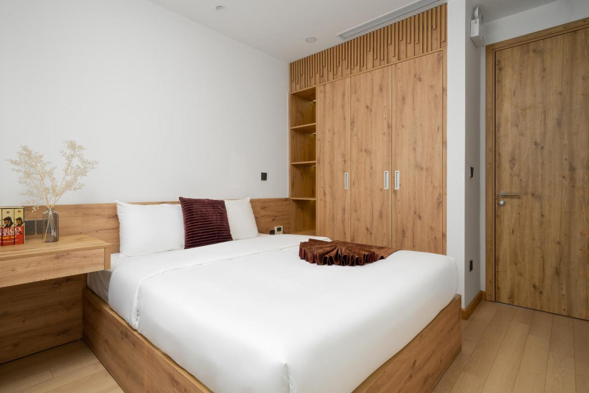 The Galaxy Home Doi Can Hotel And Apartment Ханой Экстерьер фото